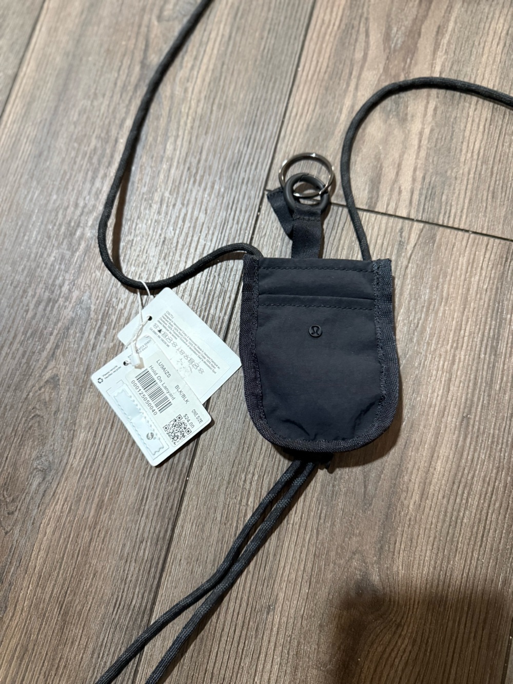 Lululemon Hold On Lanyard Crossbody Card Holder Key Pouch Black NWT